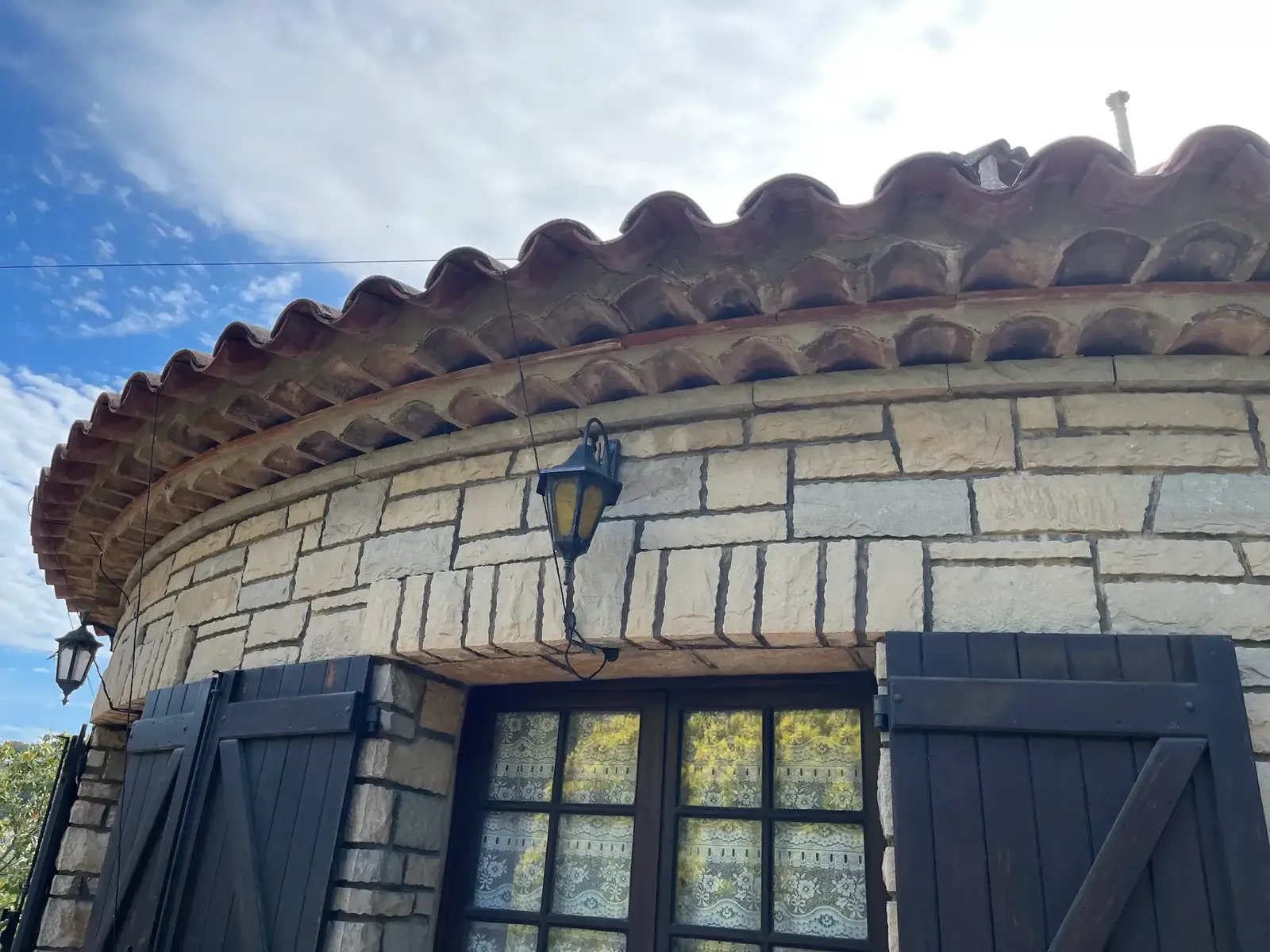 Chantier de maçonnerie et rénovation AGH dans le Var