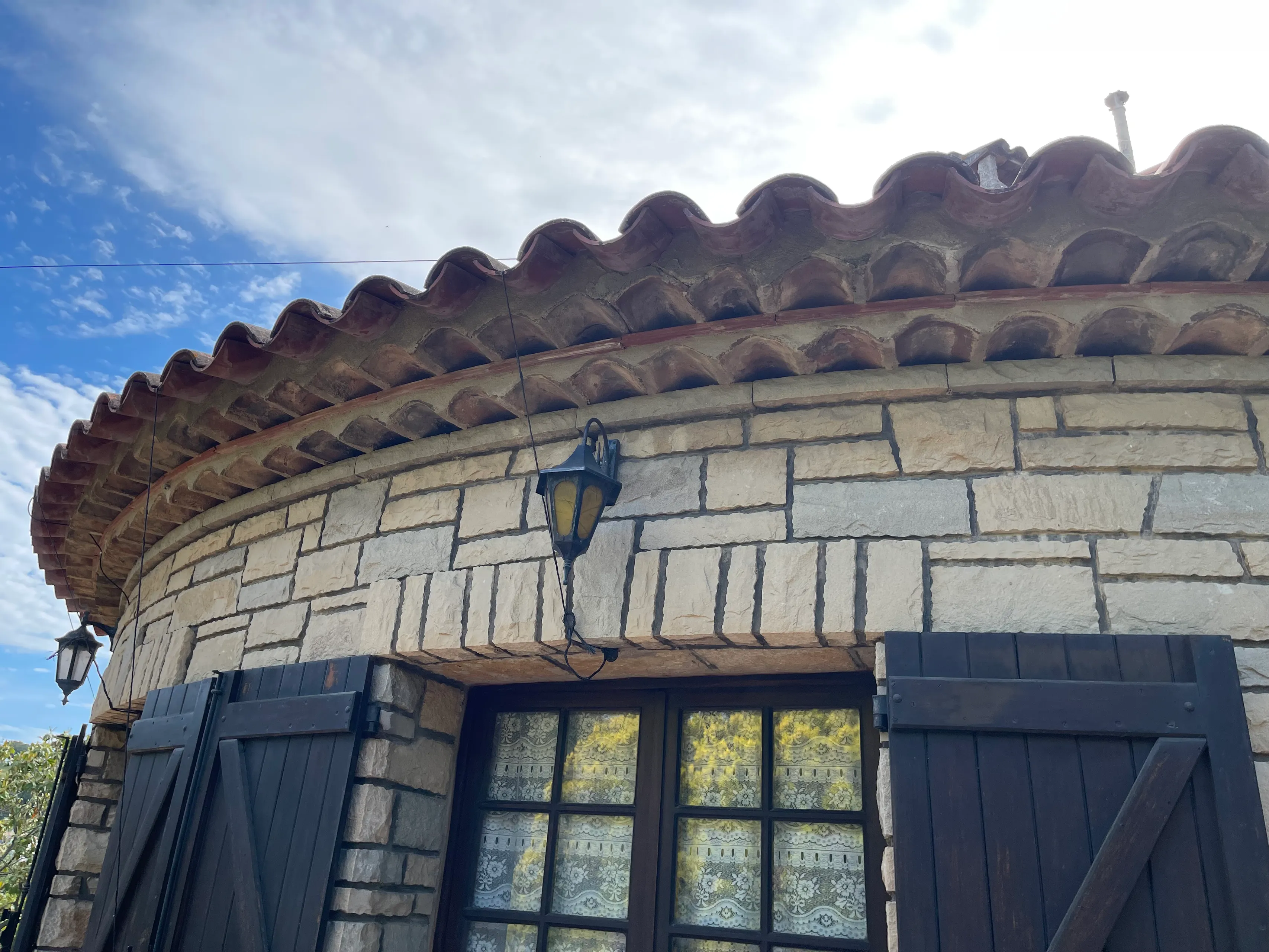 Chantier de maçonnerie et rénovation AGH dans le Var